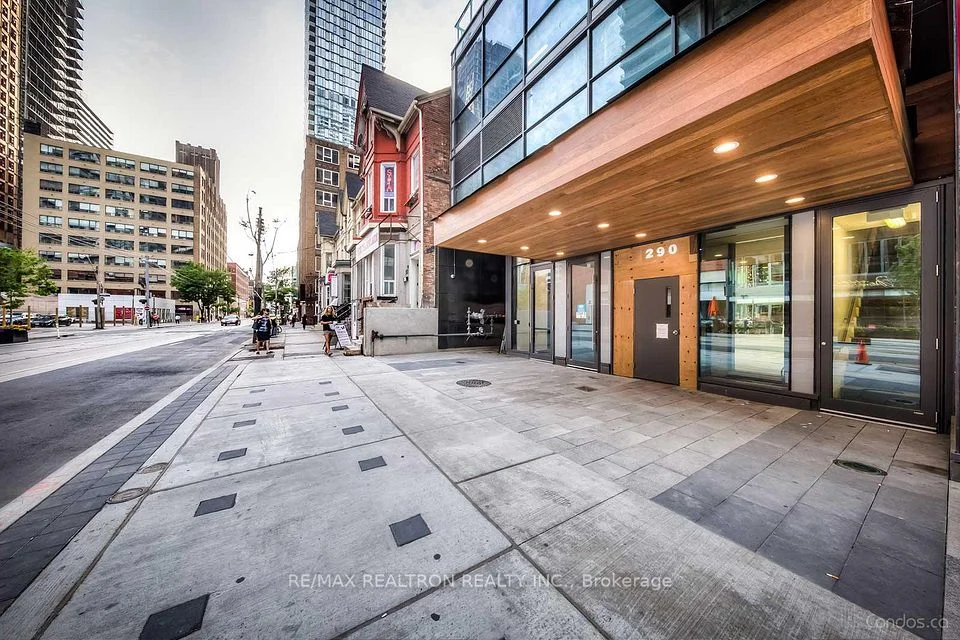290 Adelaide Street W 3006, Toronto C01, ON M5V 1P6