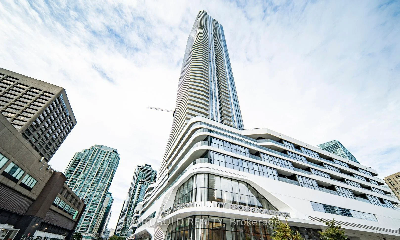 28 Freeland Street 1603, Toronto C08, On M5e 0e3