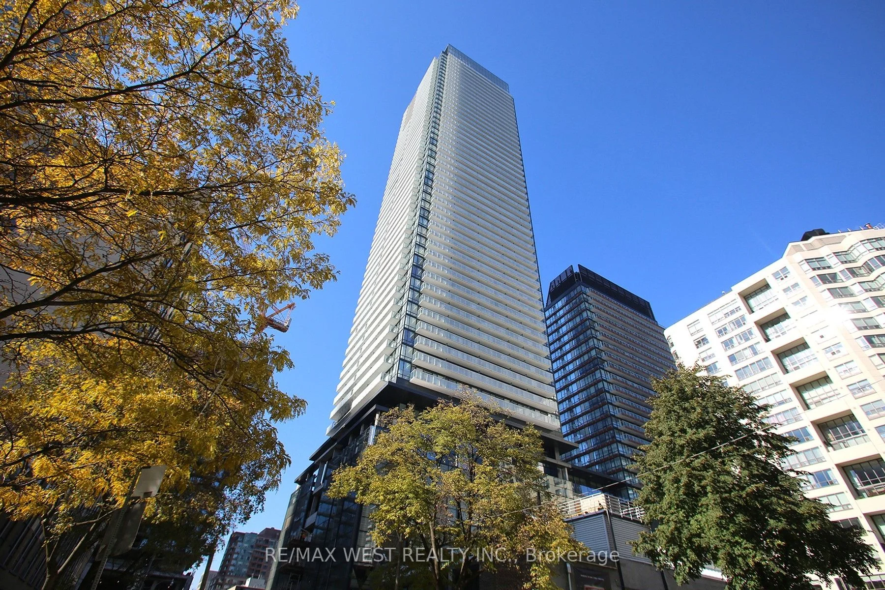 501 Yonge Street 3801, Toronto C08, ON M4Y 0G8