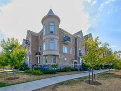 Condo Townhouse in Toronto