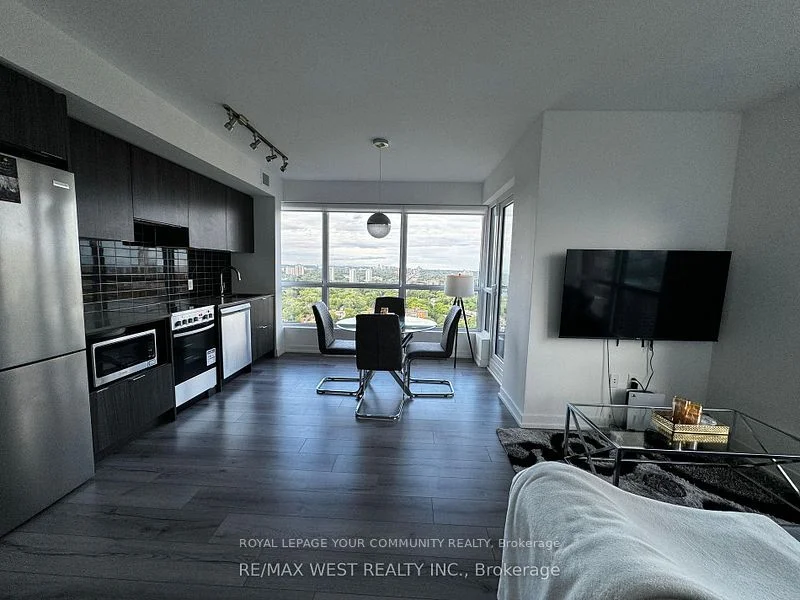 395 Bloor Street 2411, Toronto C08, On M4w 0b4