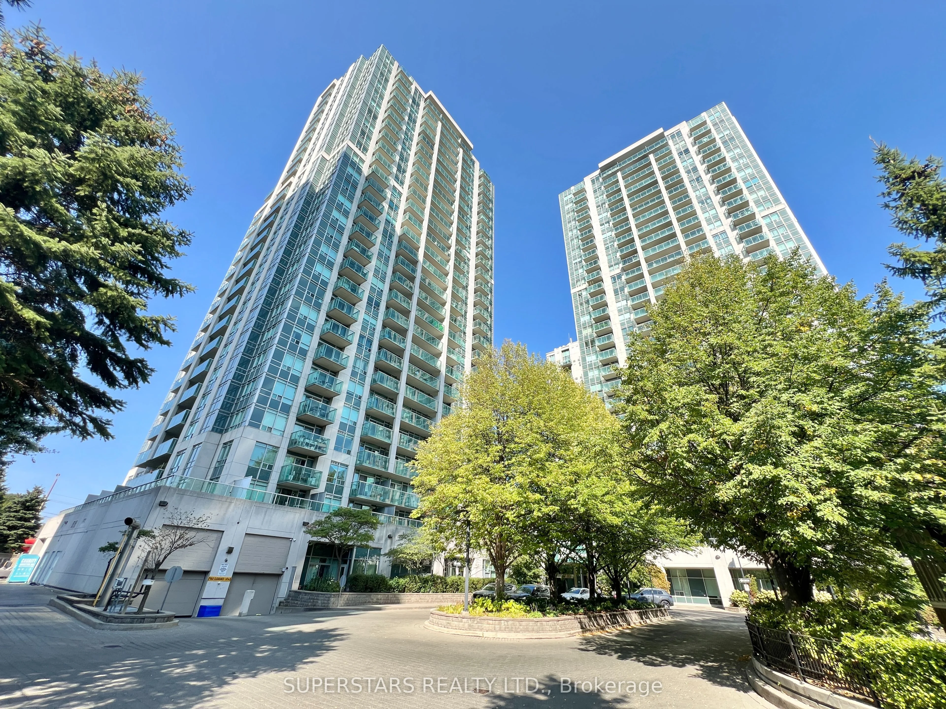 18 Harrison Garden Boulevard 1507, Toronto C14, ON M2N 7J7