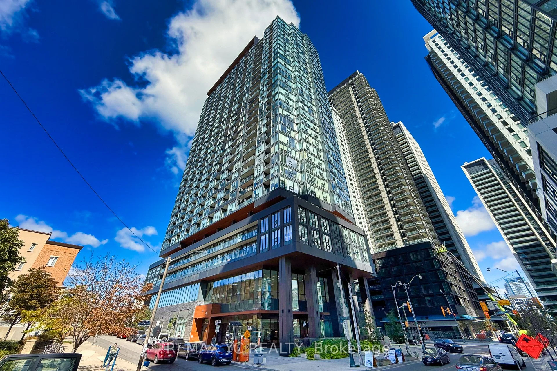 19 Western Battery Road 2202, Toronto C01, ON M6K 3S4