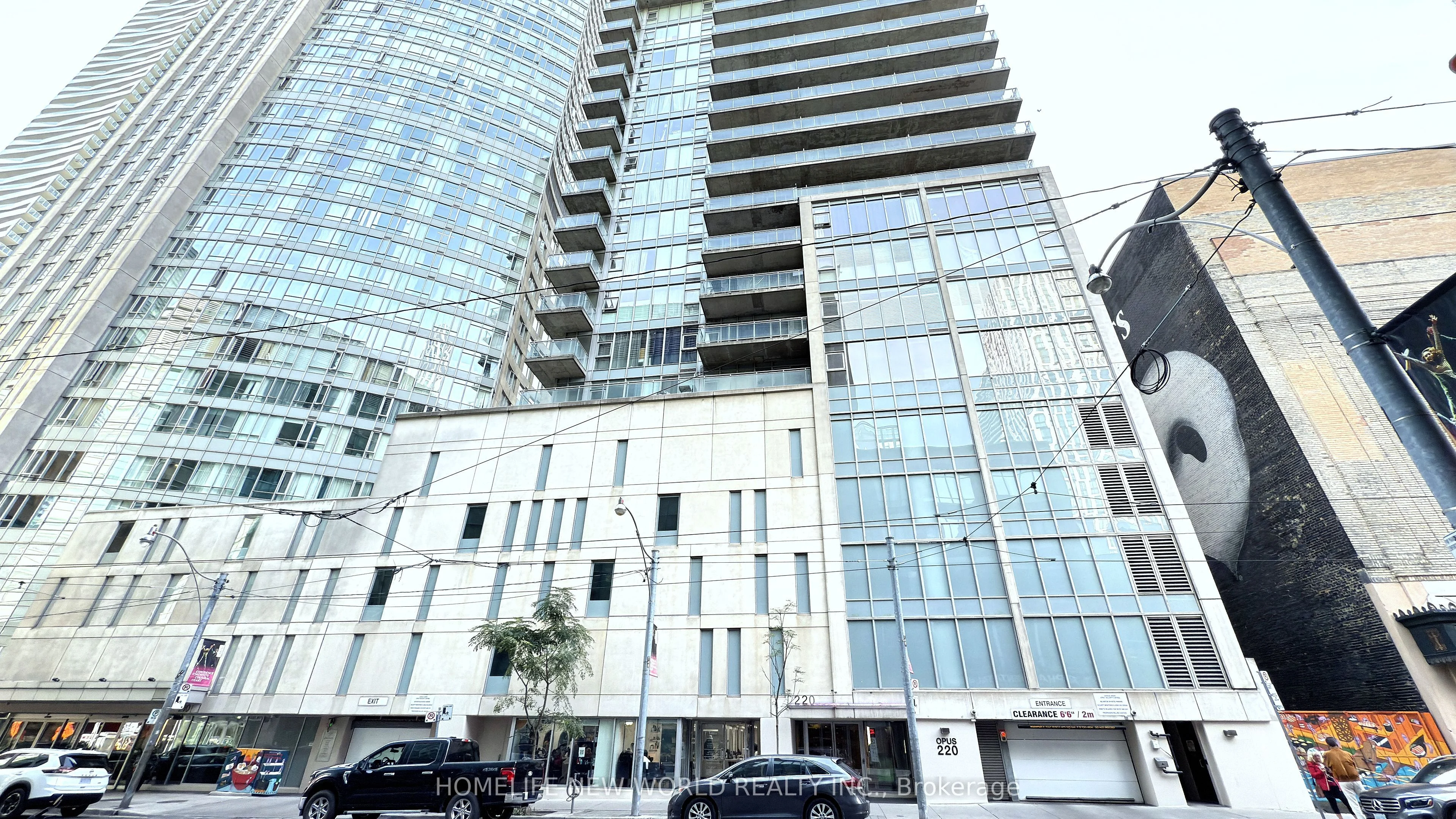 Condo Apartment in Toronto
