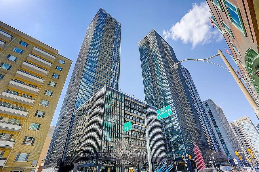 101 Charles Street E 1710, Toronto C08, ON M4Y 1V2