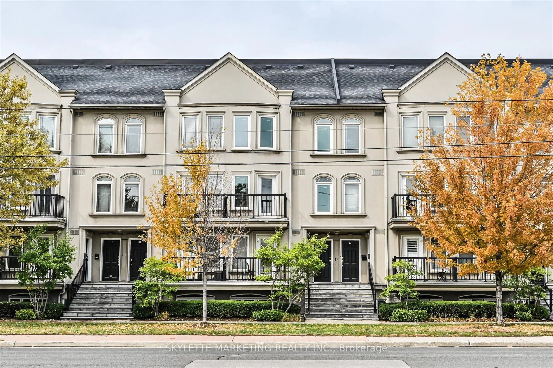 118 Finch Avenue W 8, Toronto C07, ON M2N 7G2