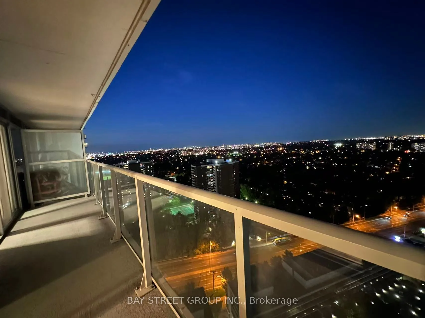 275 Yorkland Road 2805, Toronto C15, ON M2J 0B4