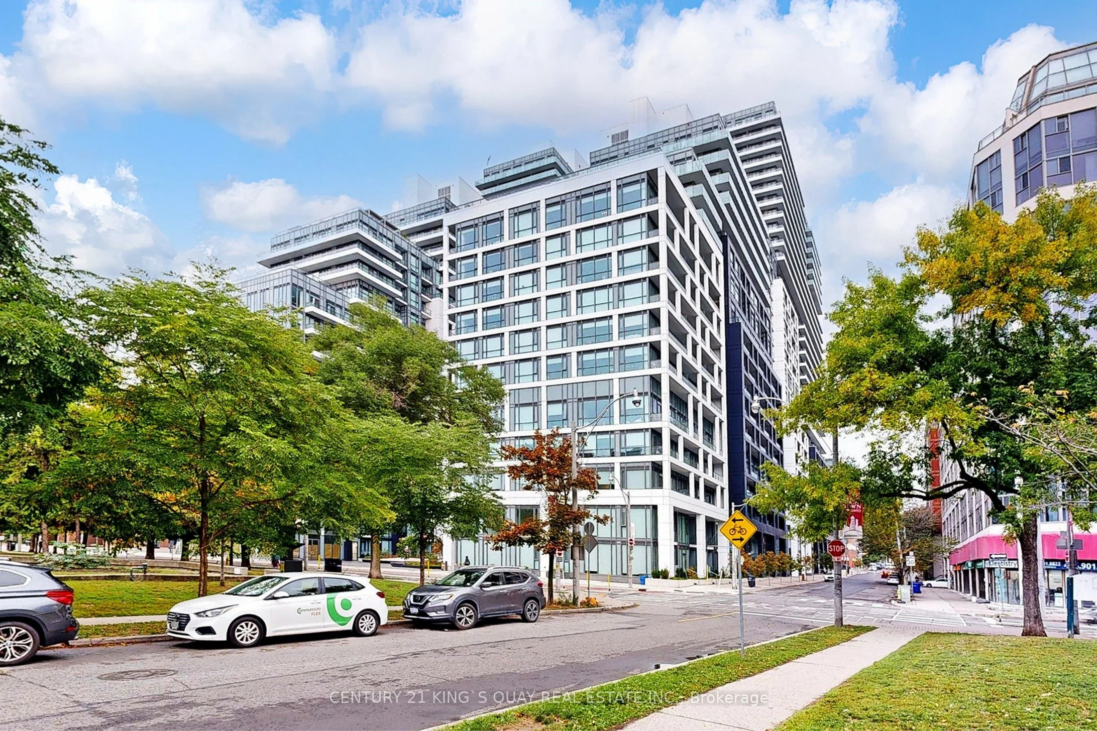 60 Princess Street 1022, Toronto C08, ON M5A 2C7
