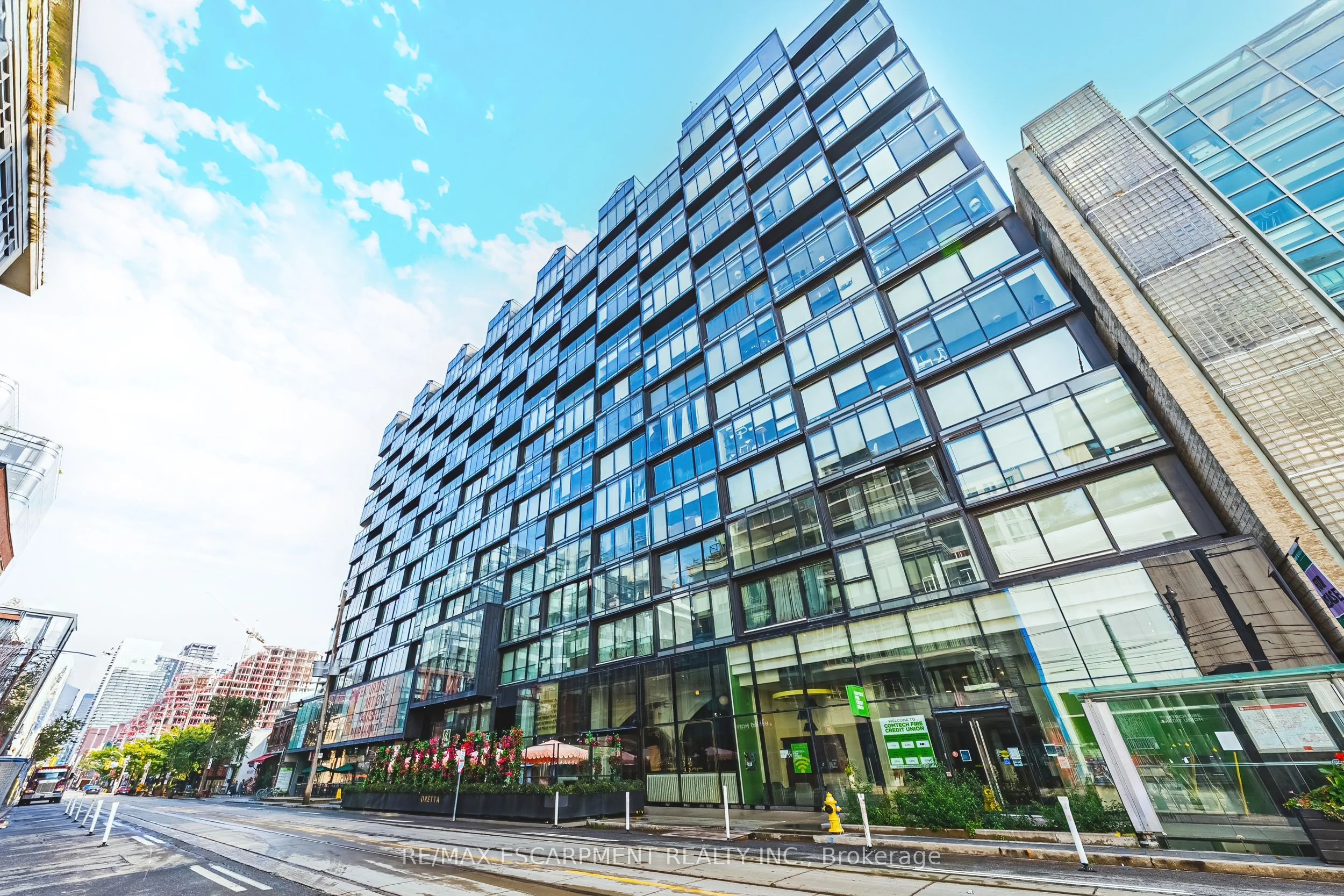 629 King Street W 627, Toronto C01, ON M5V 0G9