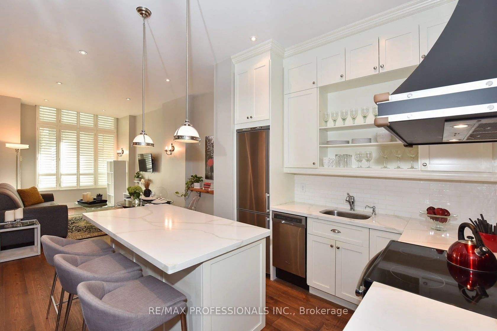 30 Hayden Street 101, Toronto C08, ON M4Y 3B8