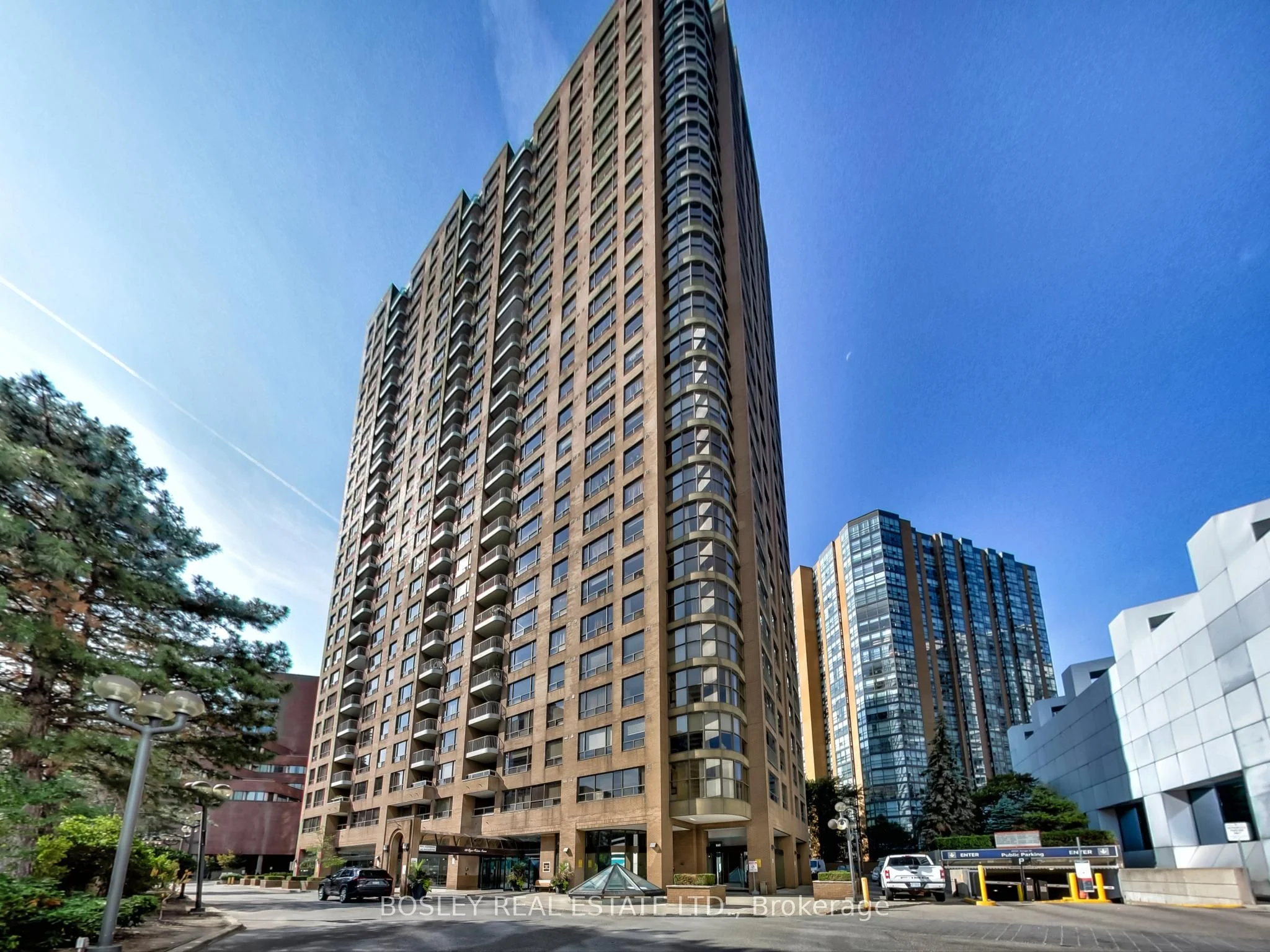 Condo Apartment in Toronto