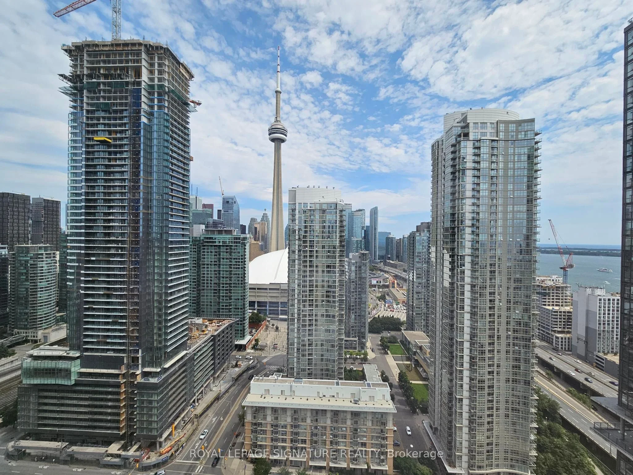 15 Fort York Boulevard 4009, Toronto C01, On M5v 3y4
