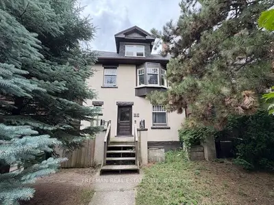 Detached in Toronto