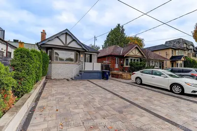 Detached in Toronto