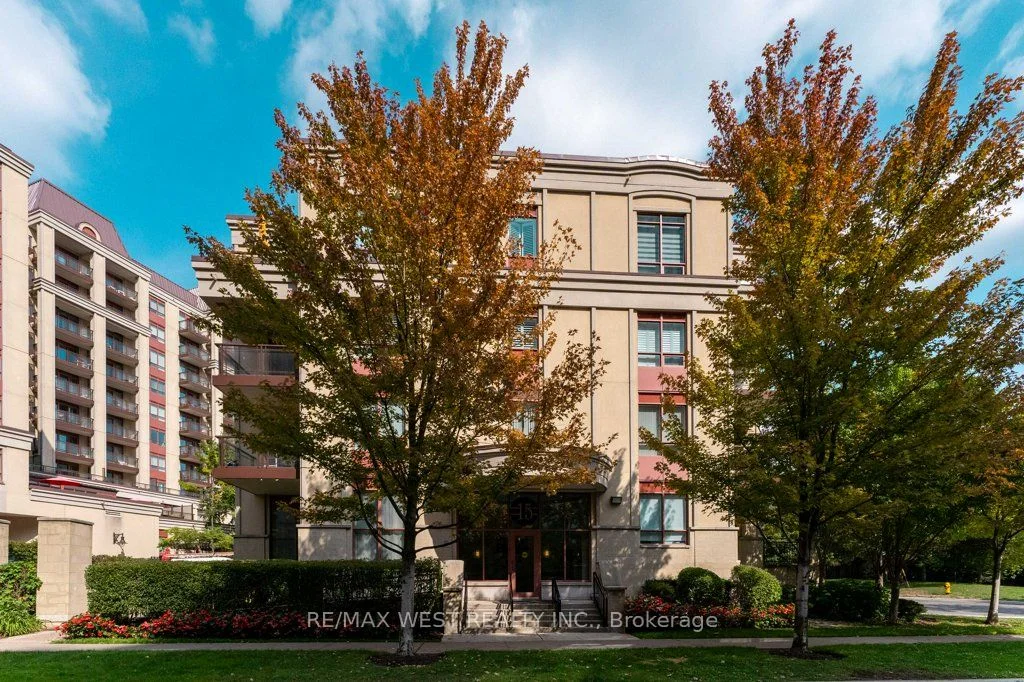 Condo Apartment in Toronto