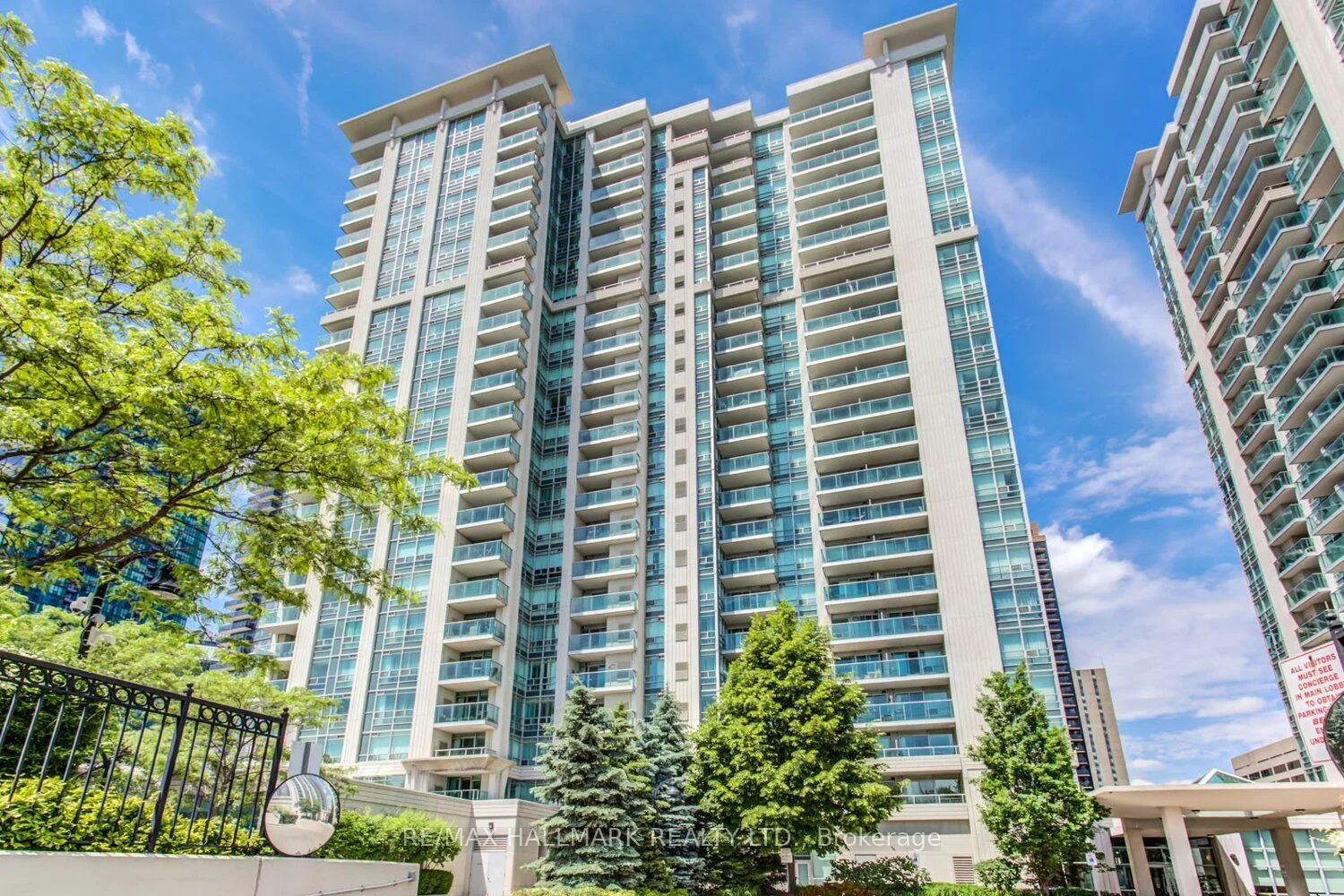 31 Bales Avenue 610, Toronto C14, ON M2N 7L6