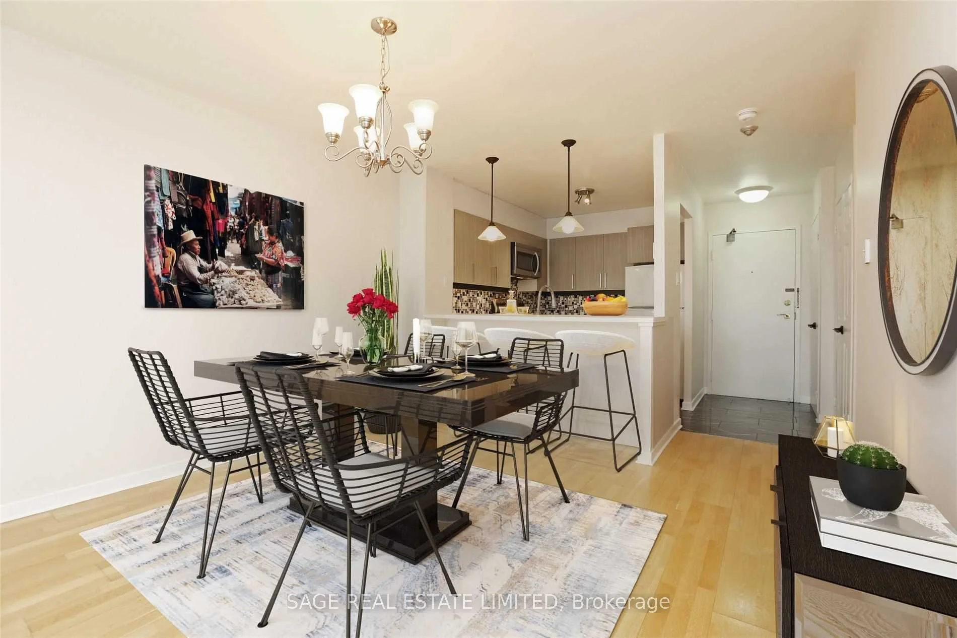 95 Prince Arthur Avenue 813, Toronto C02, ON M5R 3P6