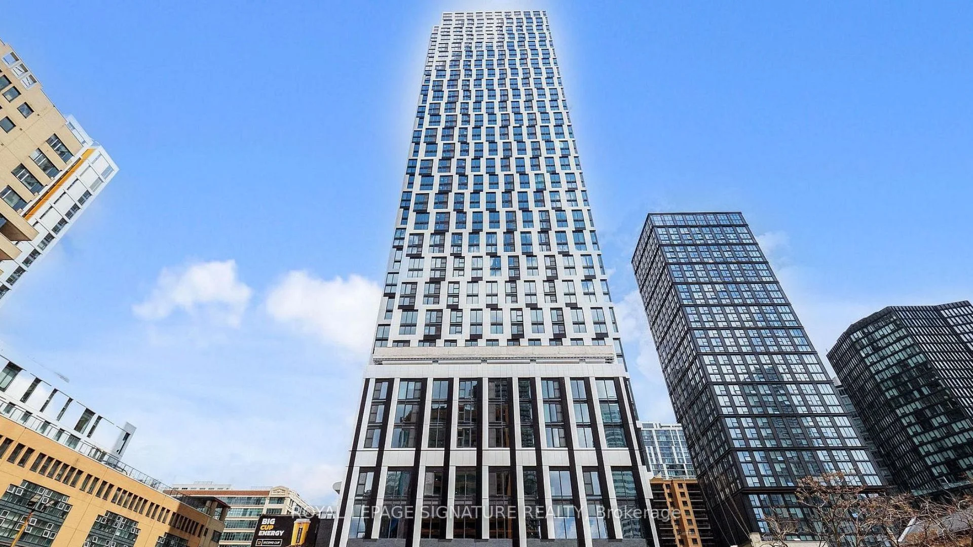 252 Church Street 3706, Toronto C08, ON M5B 0E6