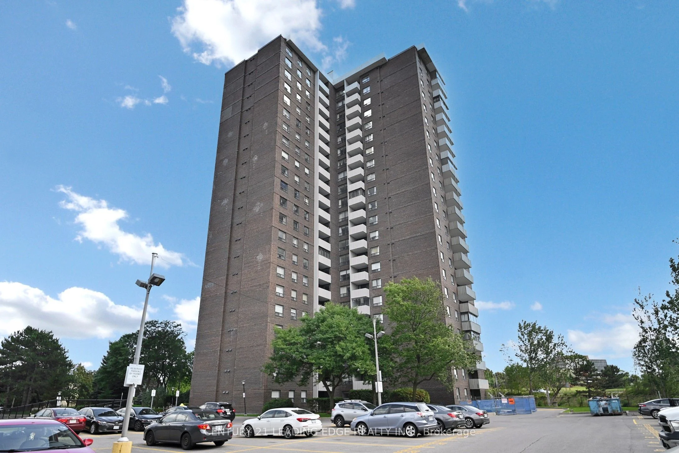 10 Muirhead Road 1108, Toronto C15, ON M2J 4P9