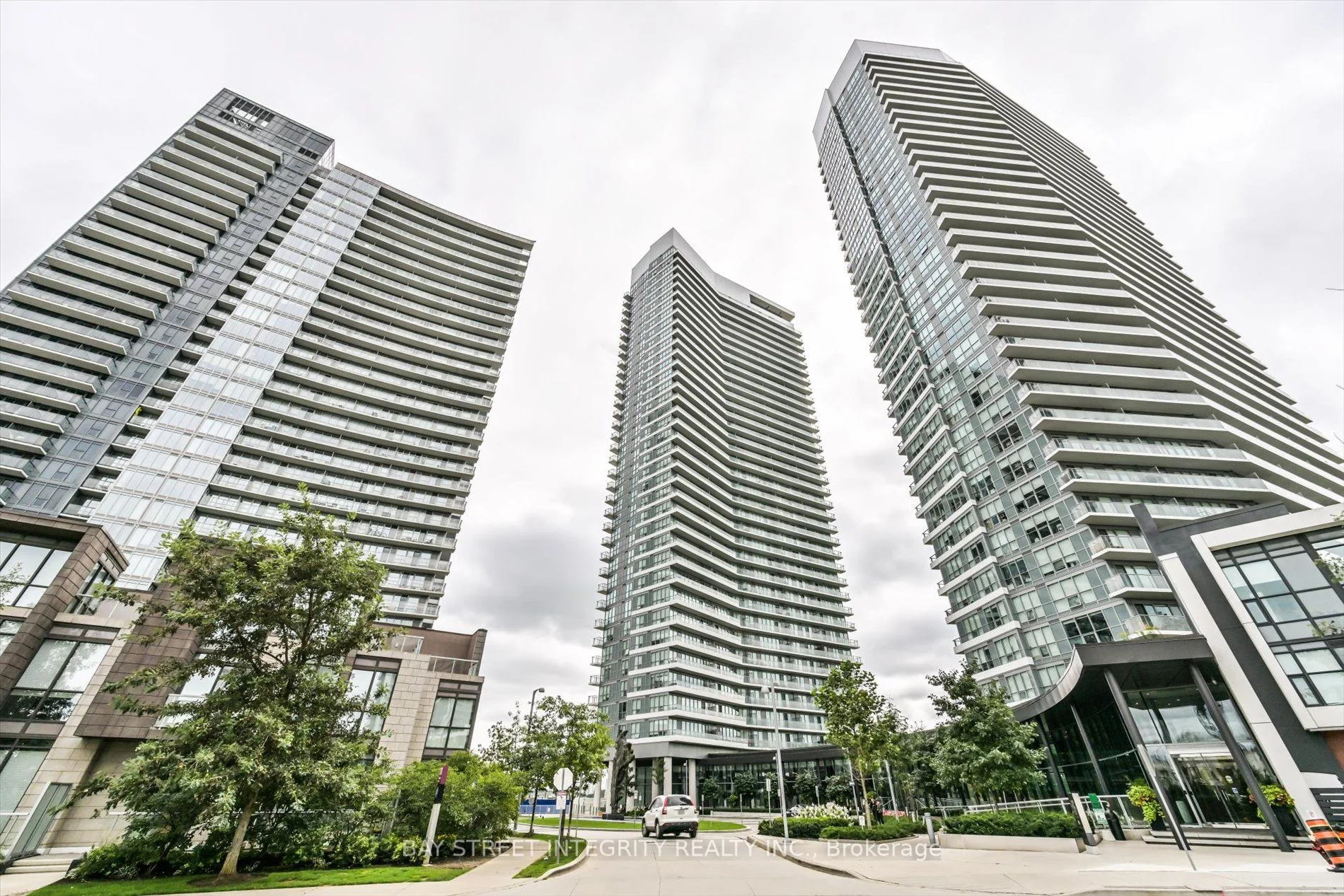 Condo Apartment in Toronto