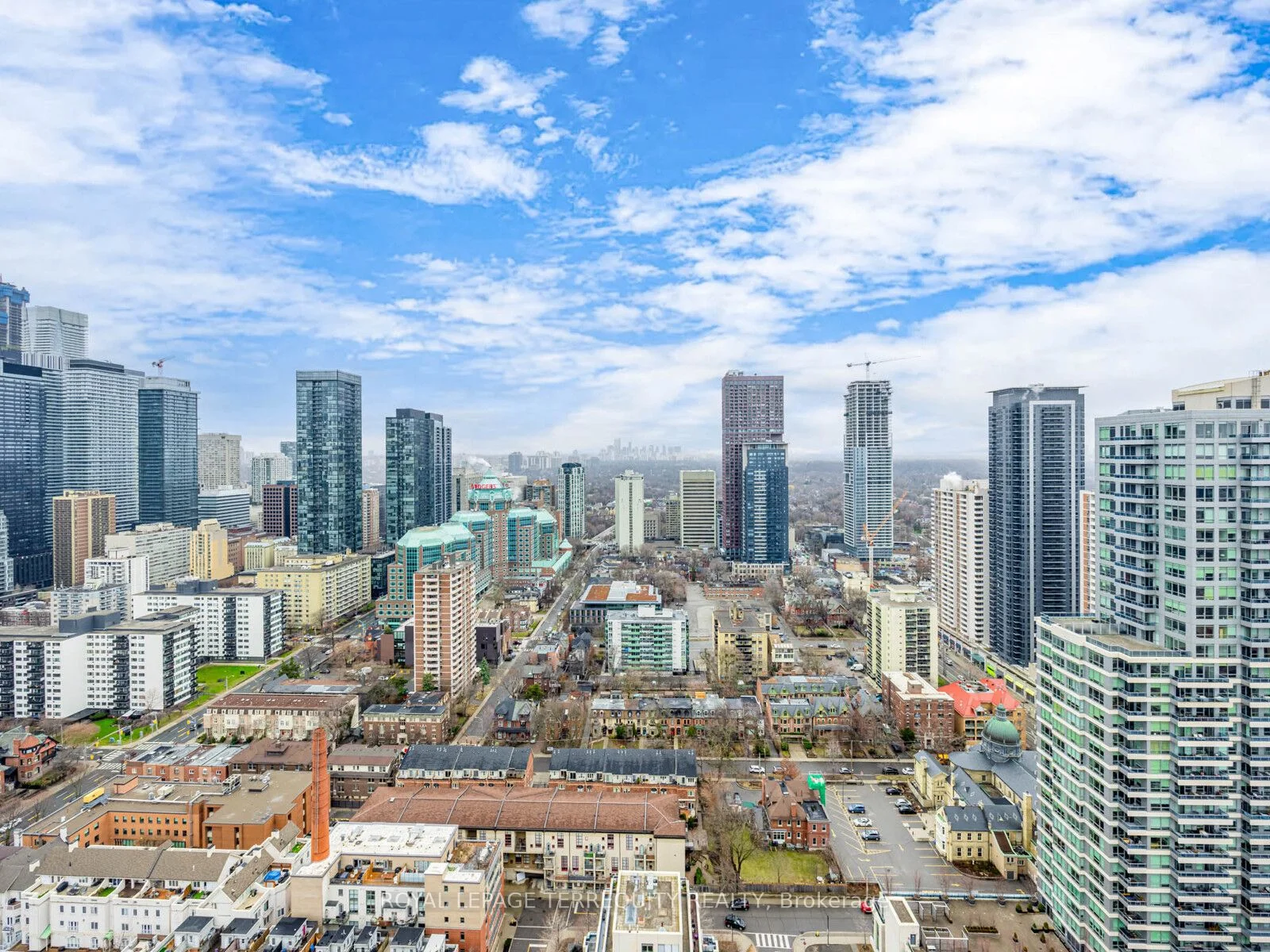120 Homewood Avenue 3603, Toronto C08, On M4y 2j3