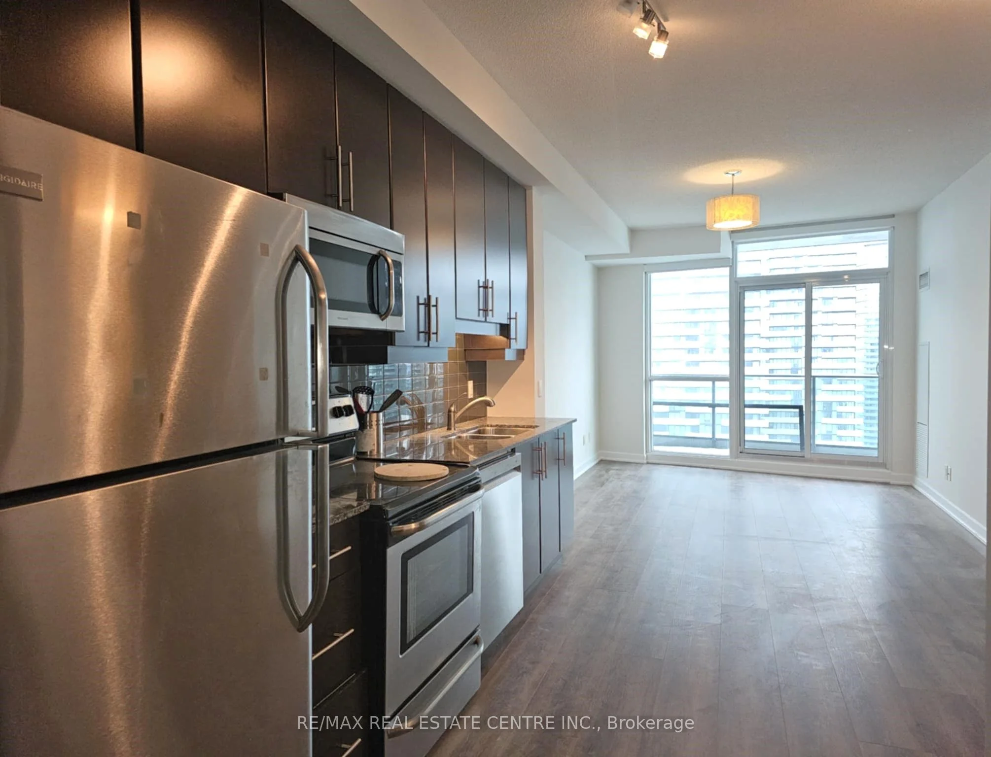 33 Bay Street 4602, Toronto C01, ON M5J 2Z3