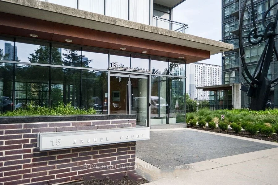 15 Brunel Court 915, Toronto C01, ON M5V 3Y6