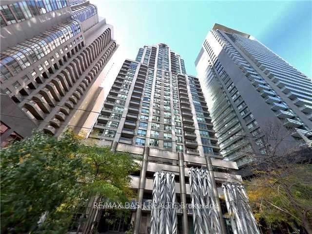 750 Bay Street 1709, Toronto C01, ON M5G 1N6