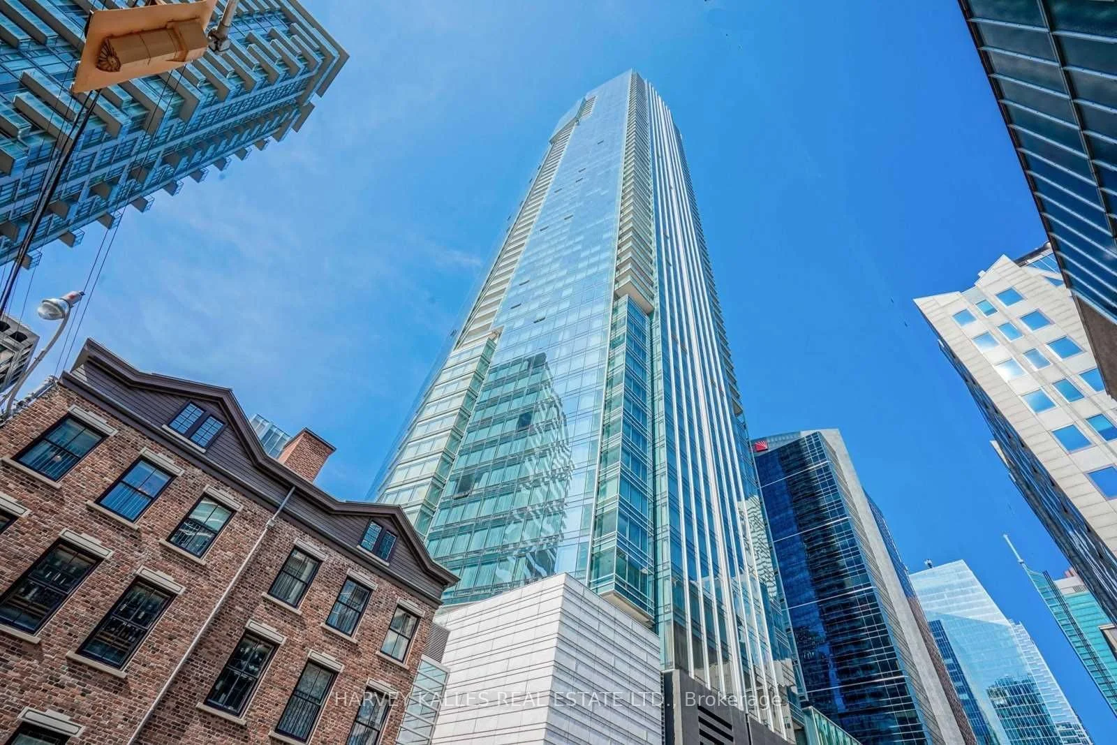 180 University Avenue 2508, Toronto C01, On M5h 0a2