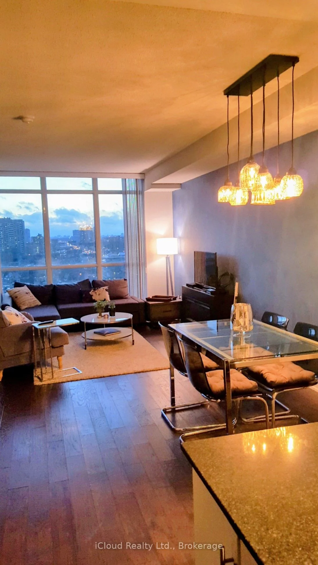 1171 Queen Street W 1212, Toronto C01, ON M6J 1J4