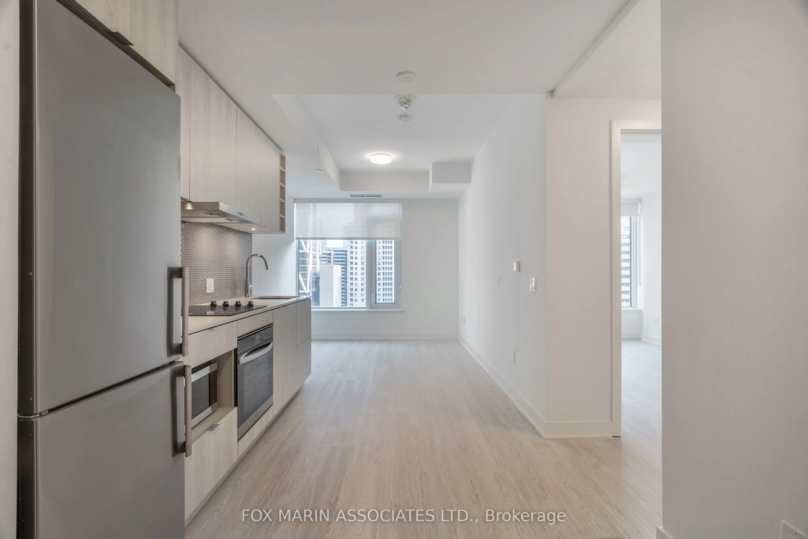 11 Yorkville Avenue 505, Toronto C02, ON M4W 1L2