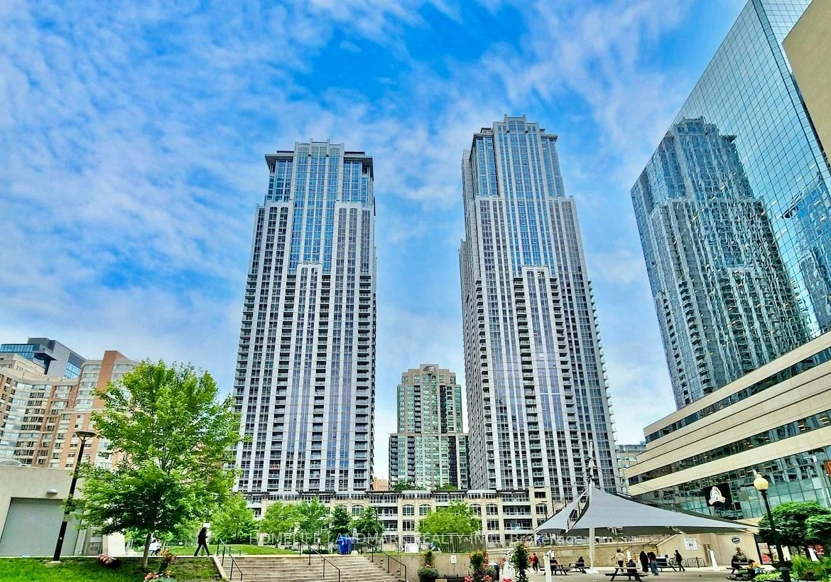 763 Bay Street 1104, Toronto C01, ON M5G 2R3