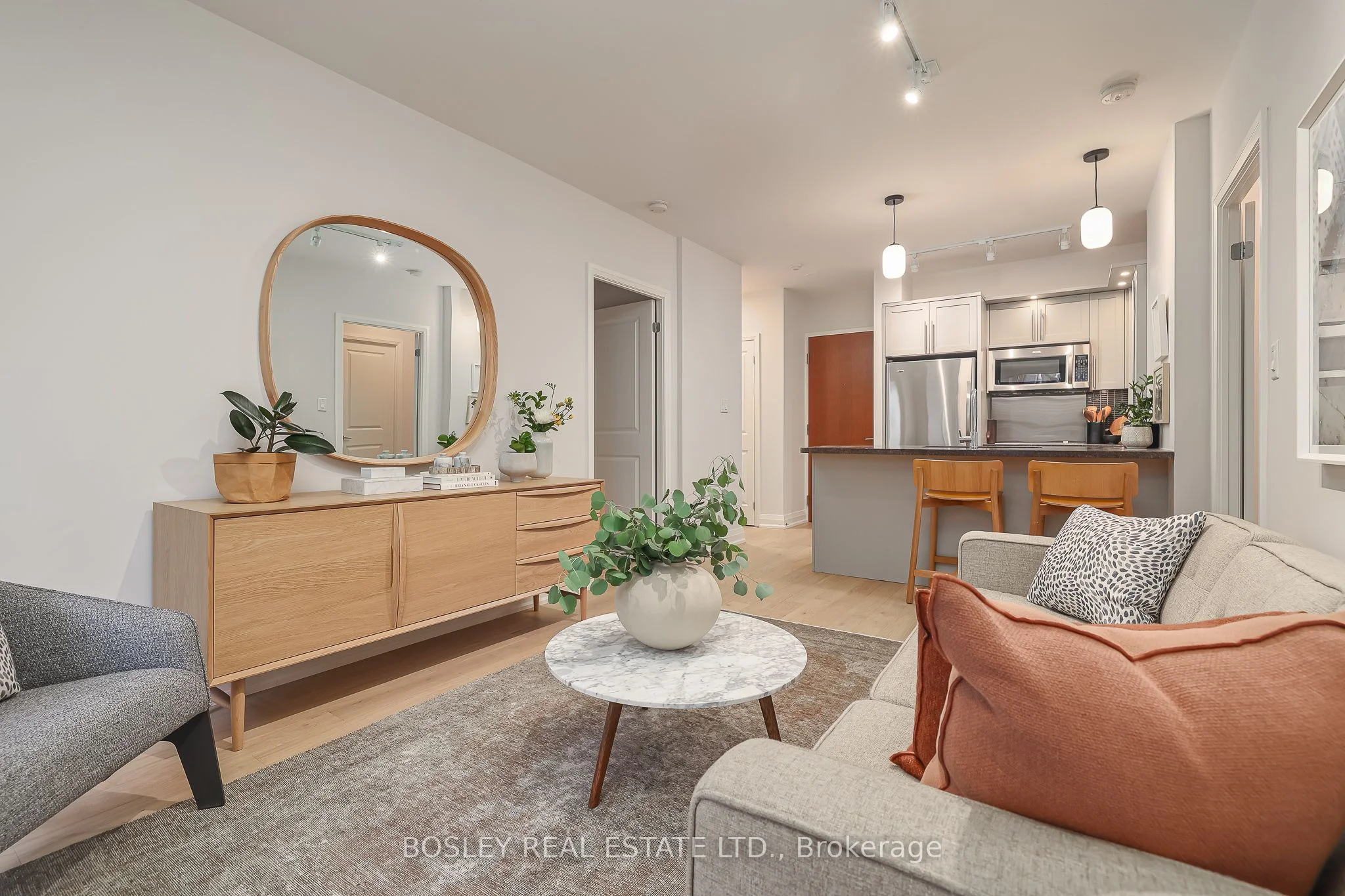 1430 Yonge Street 201, Toronto C02, ON M4T 1Y6