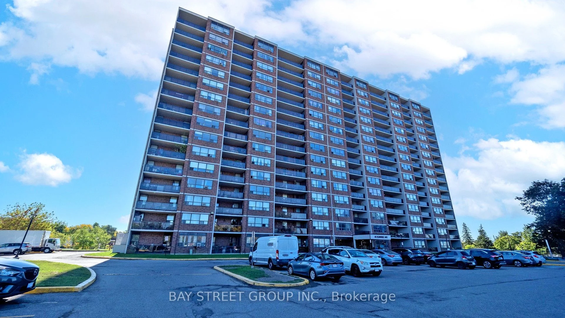 45 Sunrise Avenue 711, Toronto C13, ON M4A 2S3