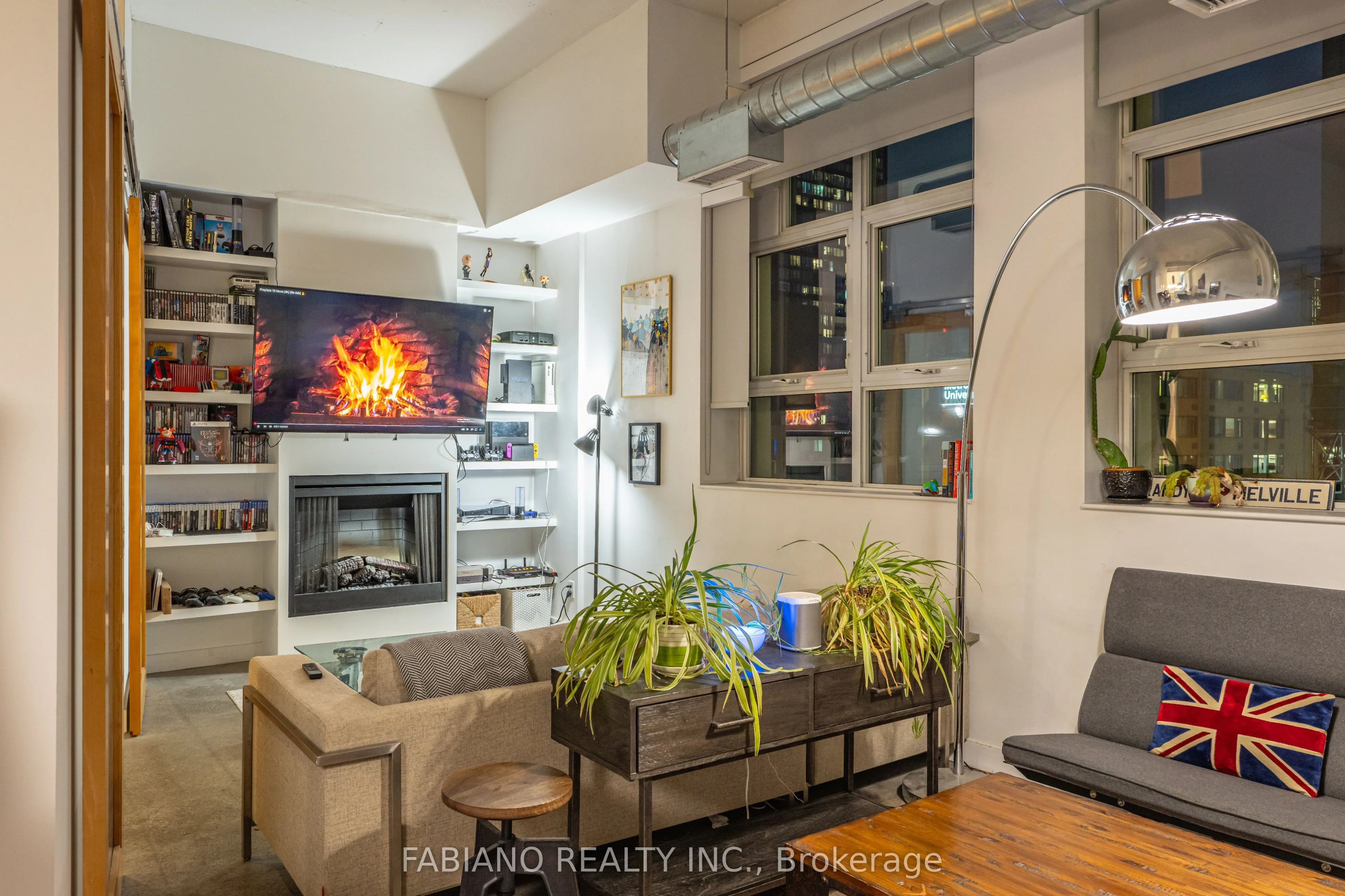 155 Dalhousie Street 722, Toronto C08, ON M5B 2P7