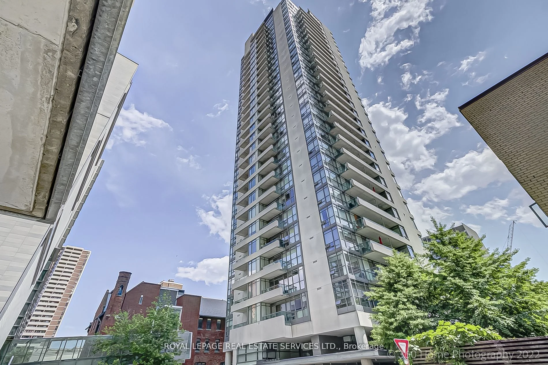 281 Mutual Street 2806, Toronto C08, On M4y 3c4
