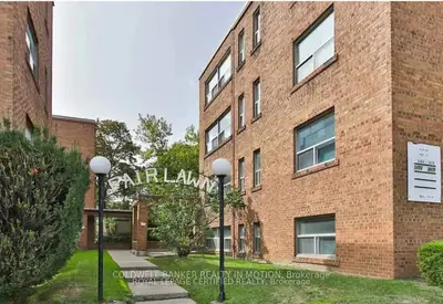 Condo Apartment in Toronto