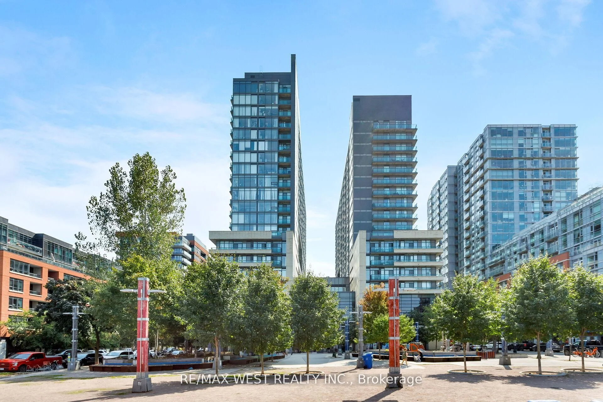 36 LISGAR Street 1621E, Toronto C01, ON M6J 0C7