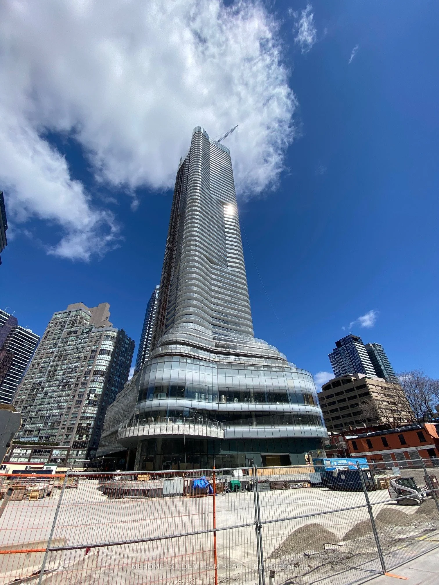 11 Wellesley Street 4510, Toronto C01, ON M4Y 1E8