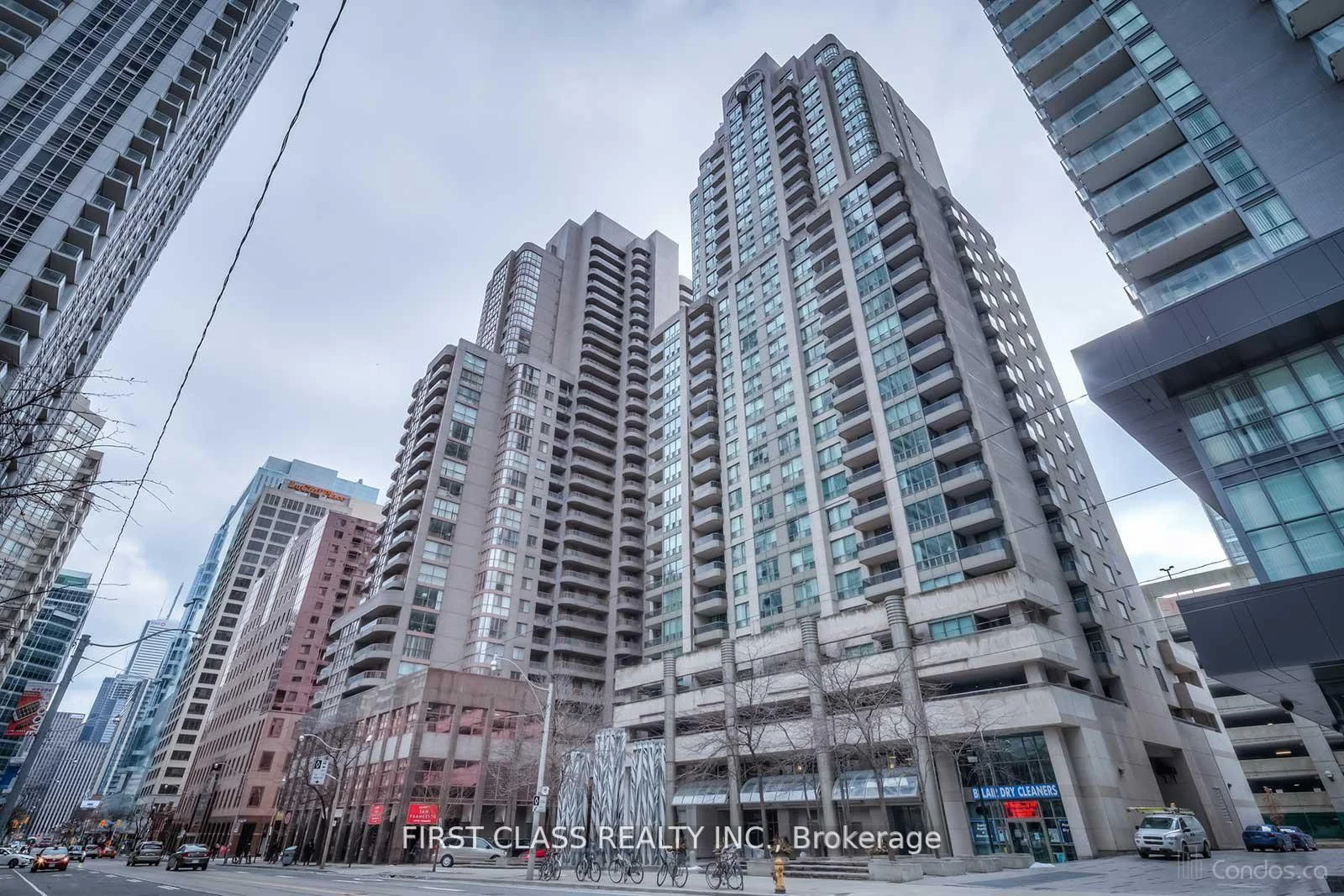 750 Bay Street 710, Toronto C01, On M5g 1n6