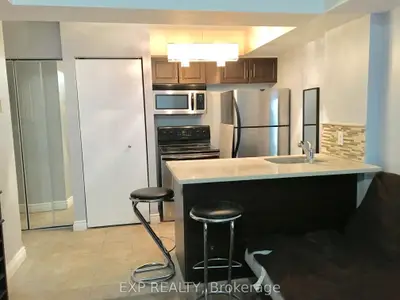 Condo Townhouse in Toronto