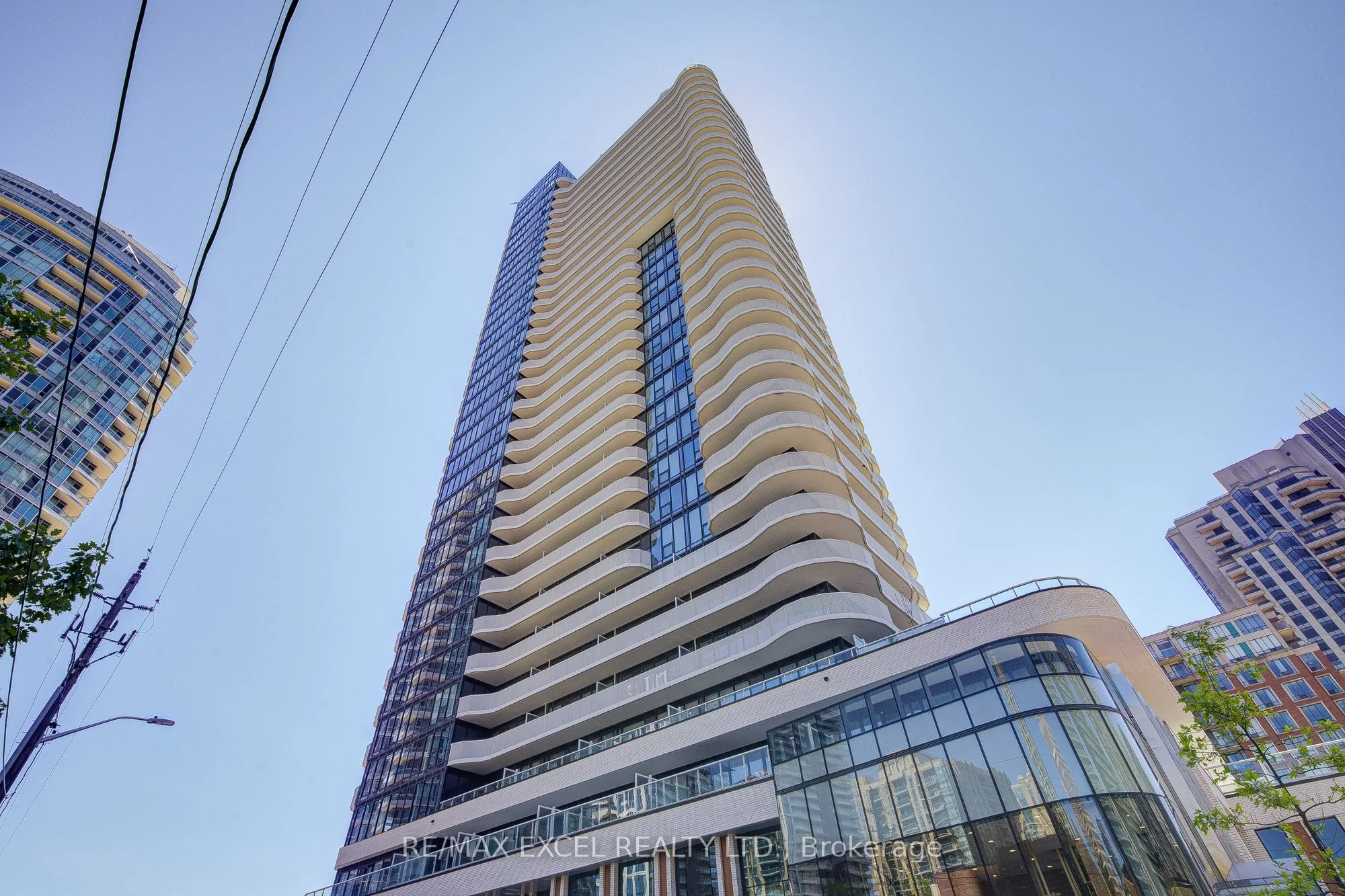 15 Holmes Avenue 2807, Toronto C14, On M2n 0l4