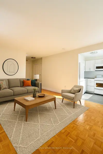Condo Apartment in Toronto