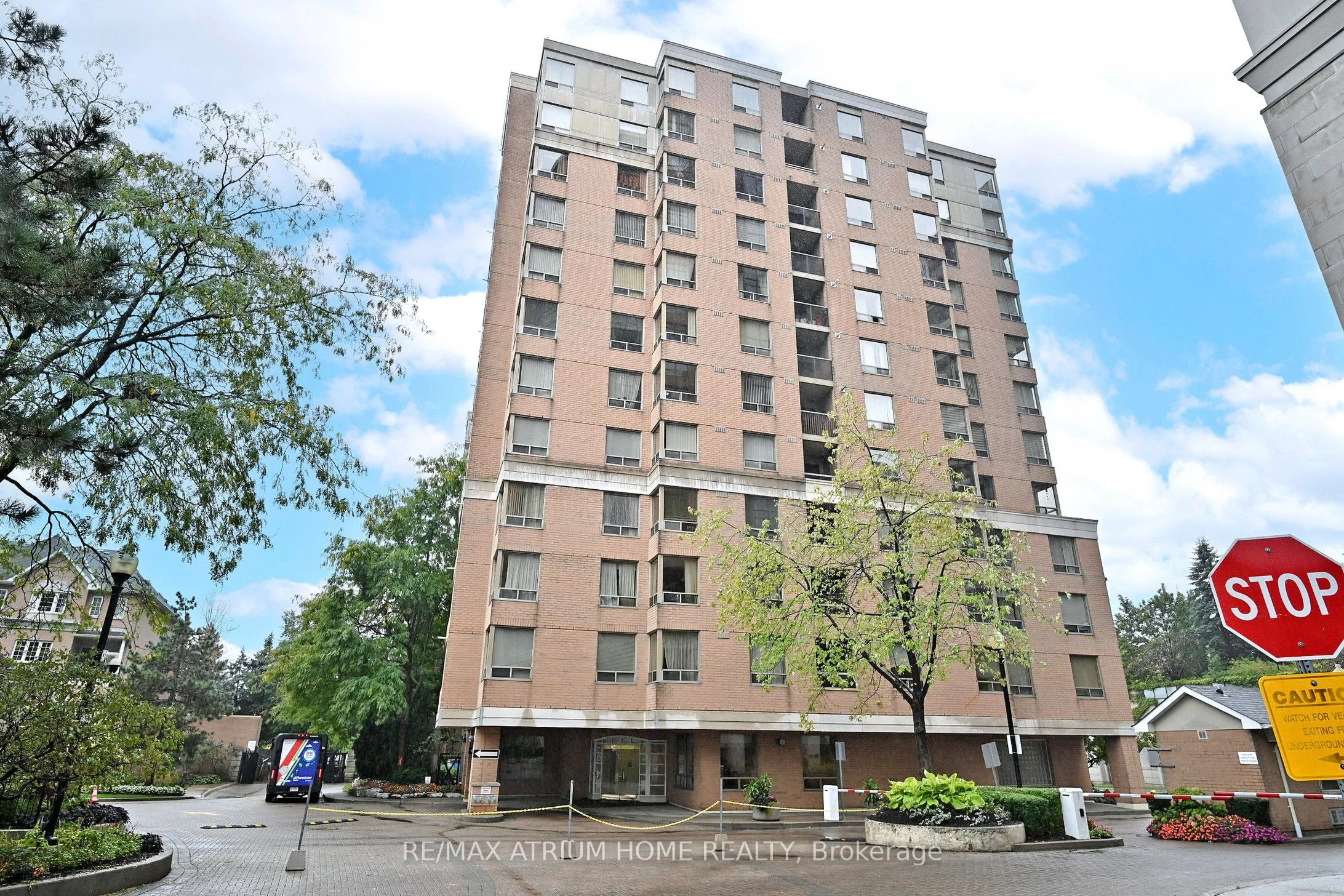 Condo Apartment in Toronto