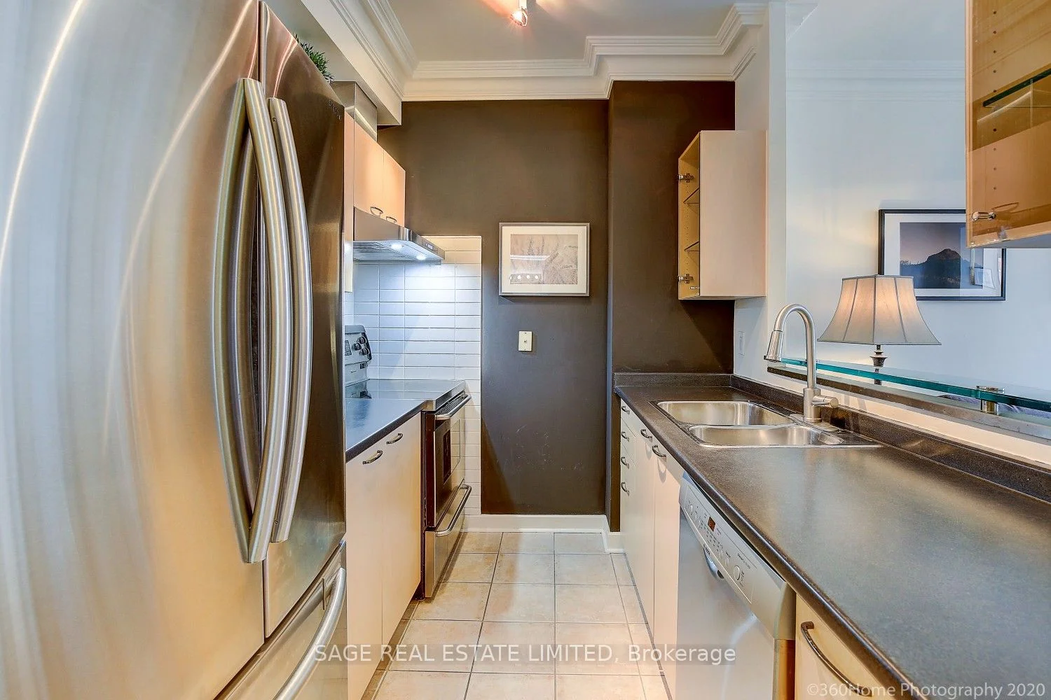 438 Richmond Street W 712, Toronto C01, ON M5V 3S6