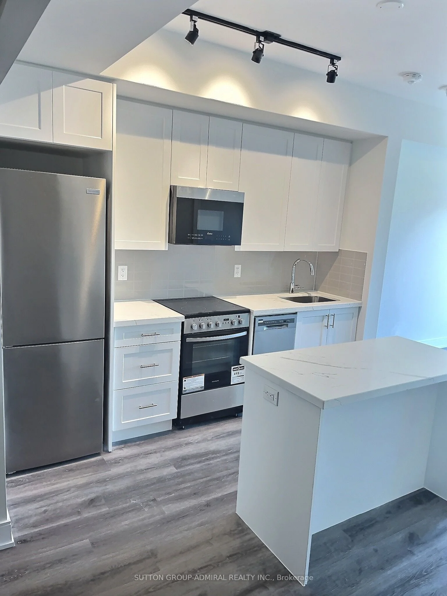 15 Ellerslie Avenue 2201, Toronto C07, ON M2N 0L7