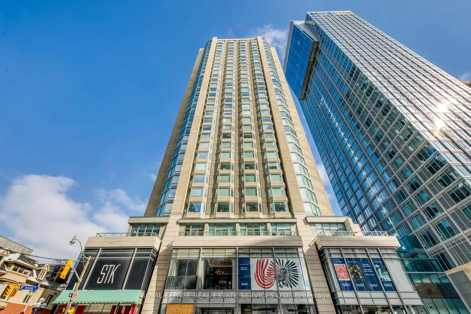 Condo Apartment in Toronto