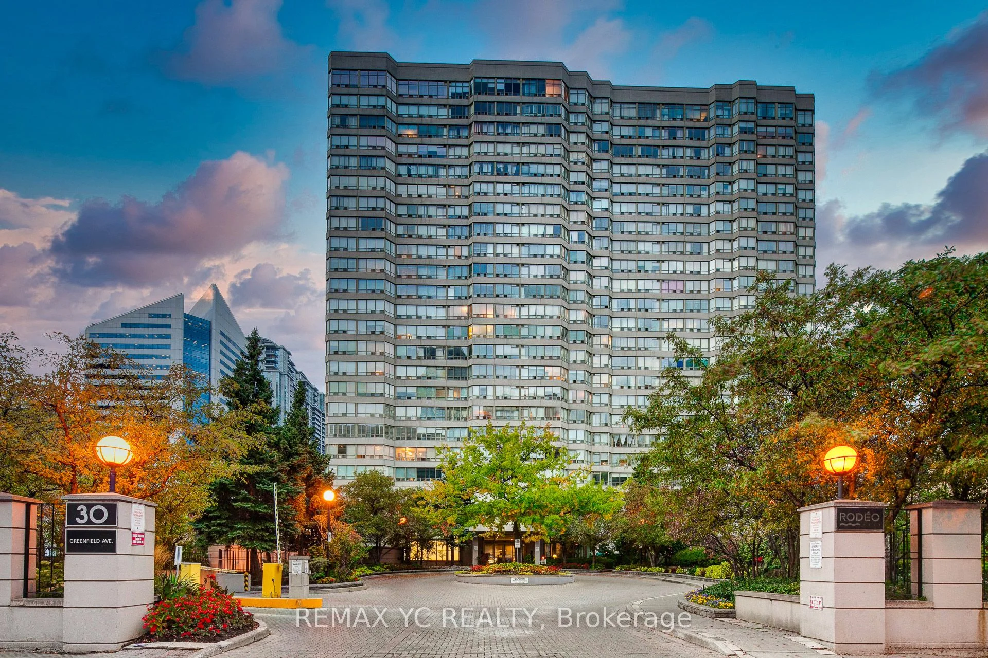 30 Greenfield Avenue 614, Toronto C14, ON M2N 6N3