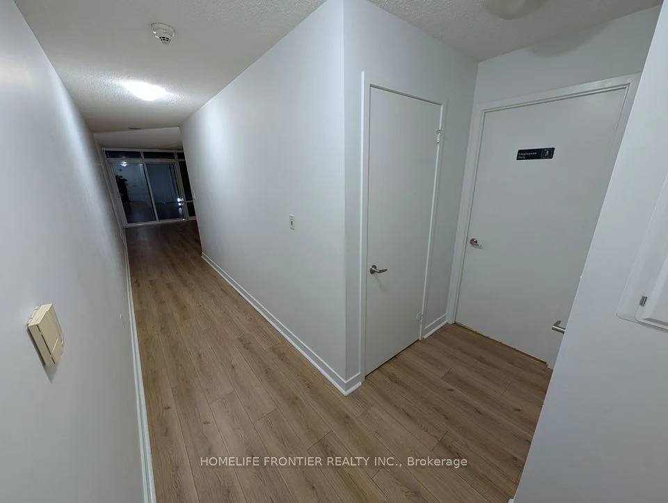 4k Spadina Avenue 912, Toronto C01, On M5v 3y9