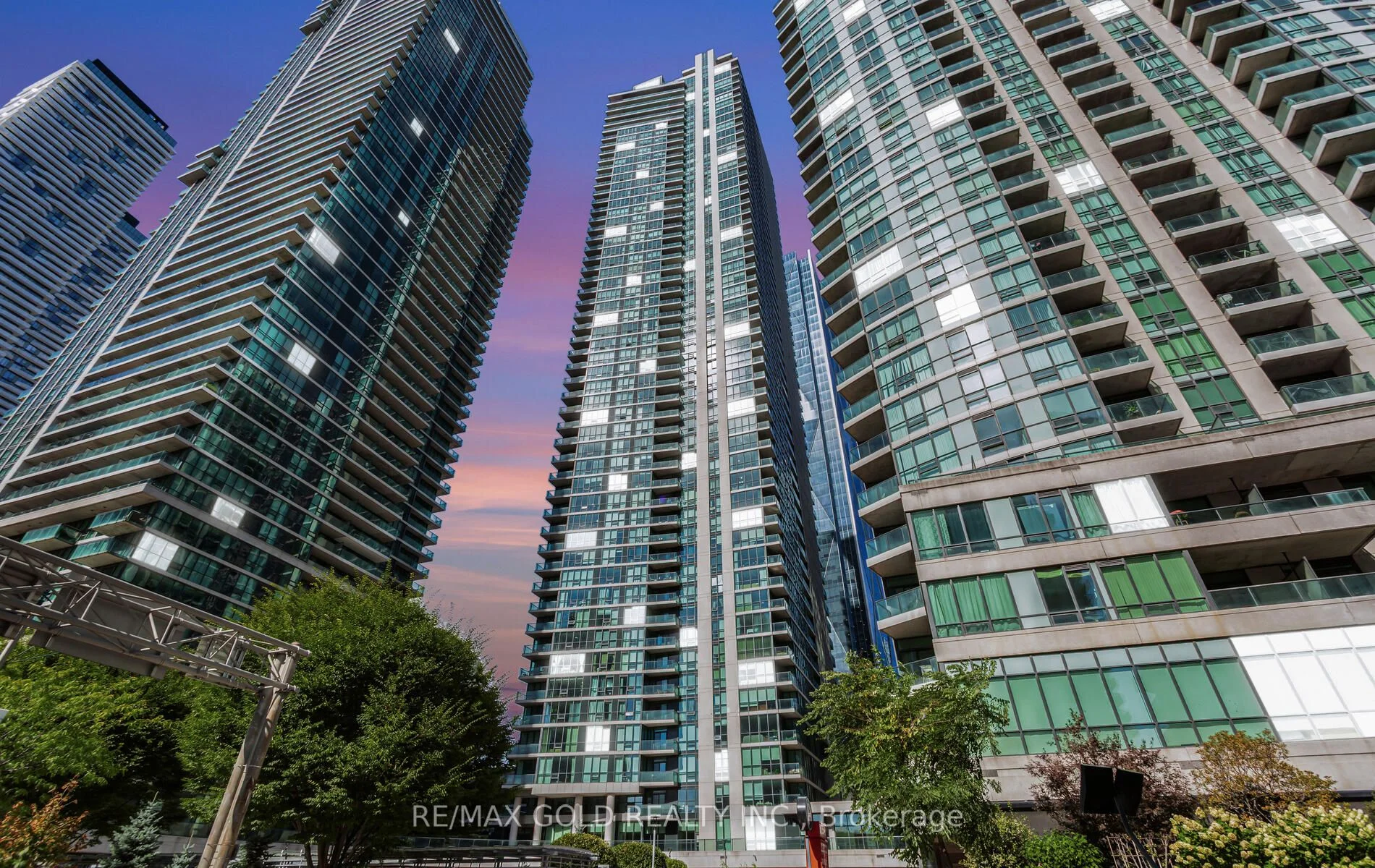 33 Bay Street 1104, Toronto C01, ON M5J 2Z3
